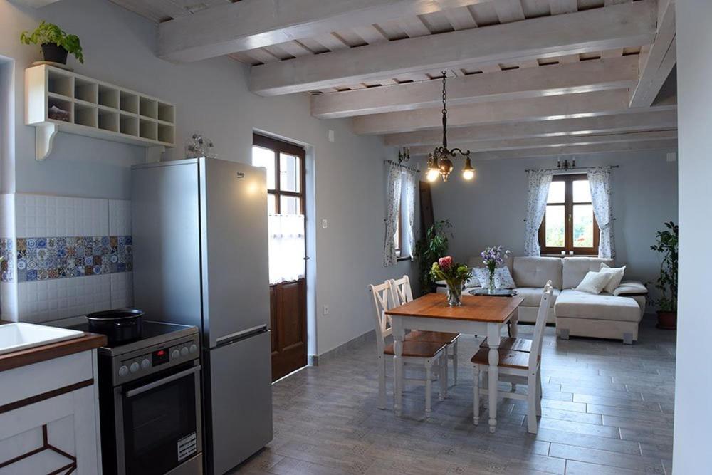 Casa Beata Villa Lesencetomaj Exterior photo